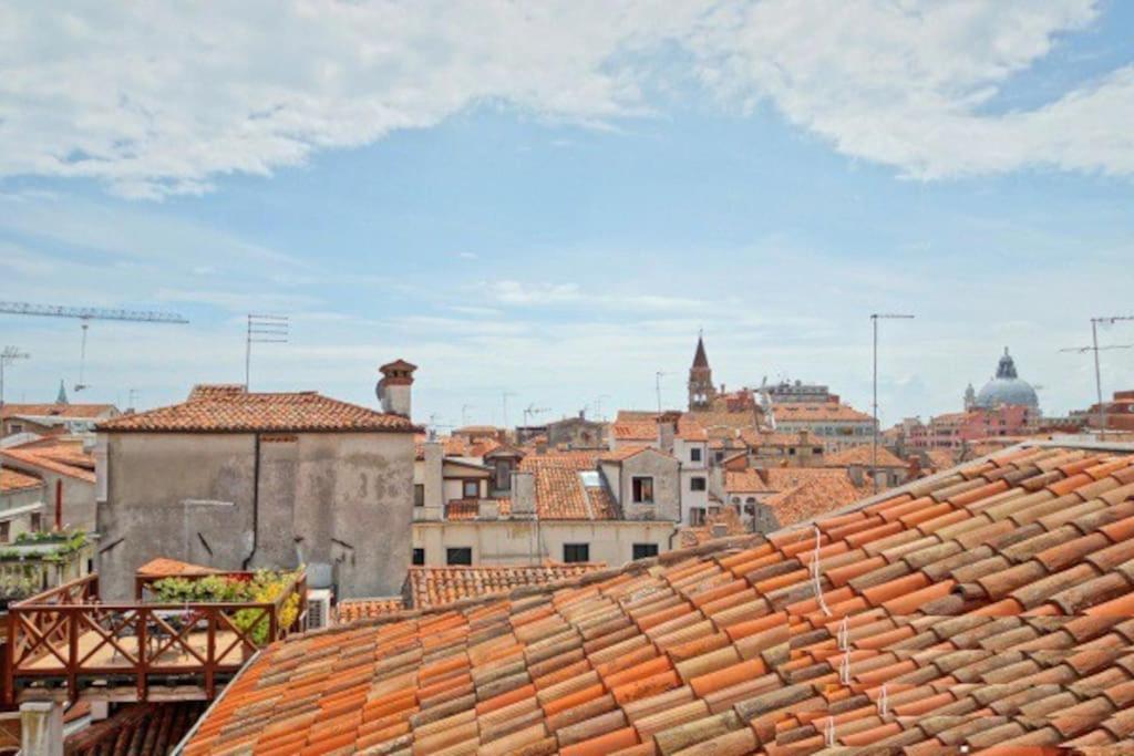 Apartamento On The Roofs To Piazza San Marco - Venezia Exterior foto